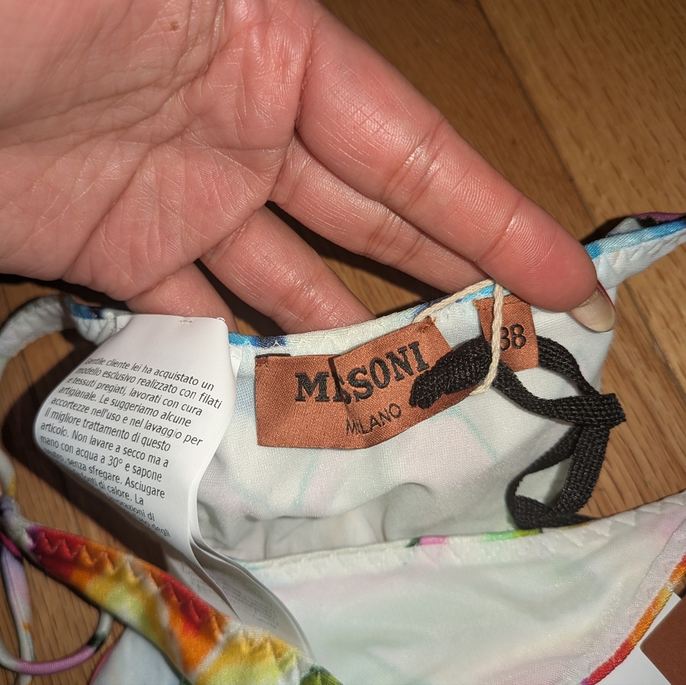 2B. NWT MISSONI ZIGZAG STRING BIKINI BOTTOM - Picture 4 of 5